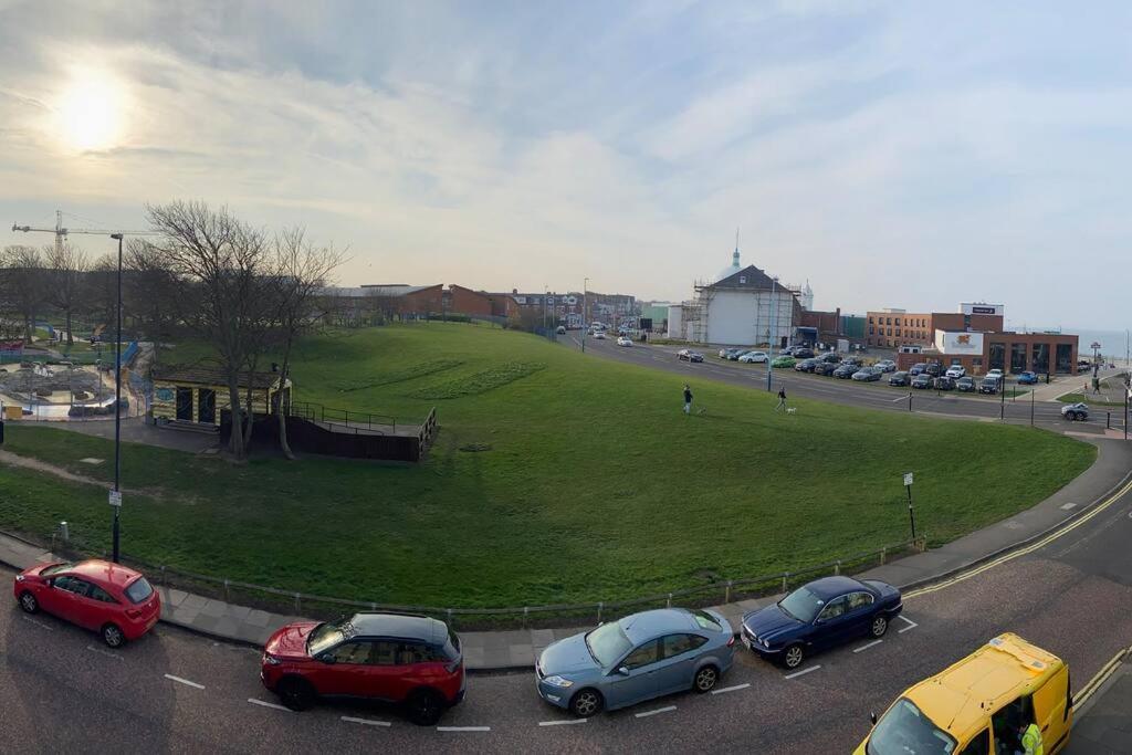 Hightide Seaside Apartment With Beach & Spanish City Views Whitley Bay Kültér fotó